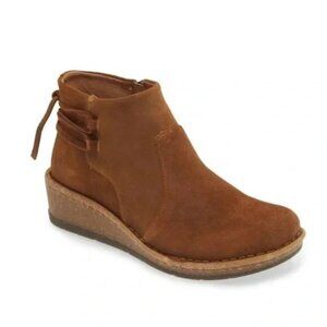 Born Viana Wedge Ankle Zip Boots Women's 7